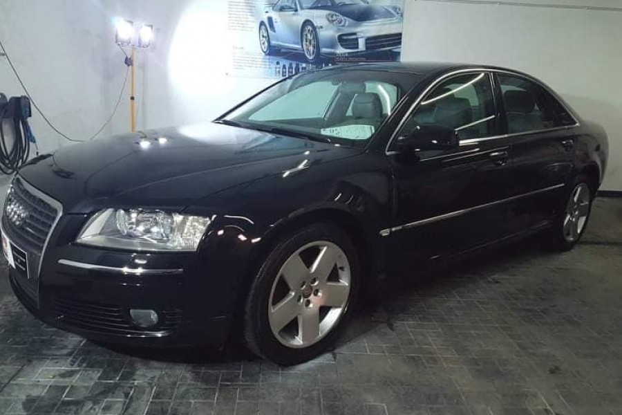 Audi A8