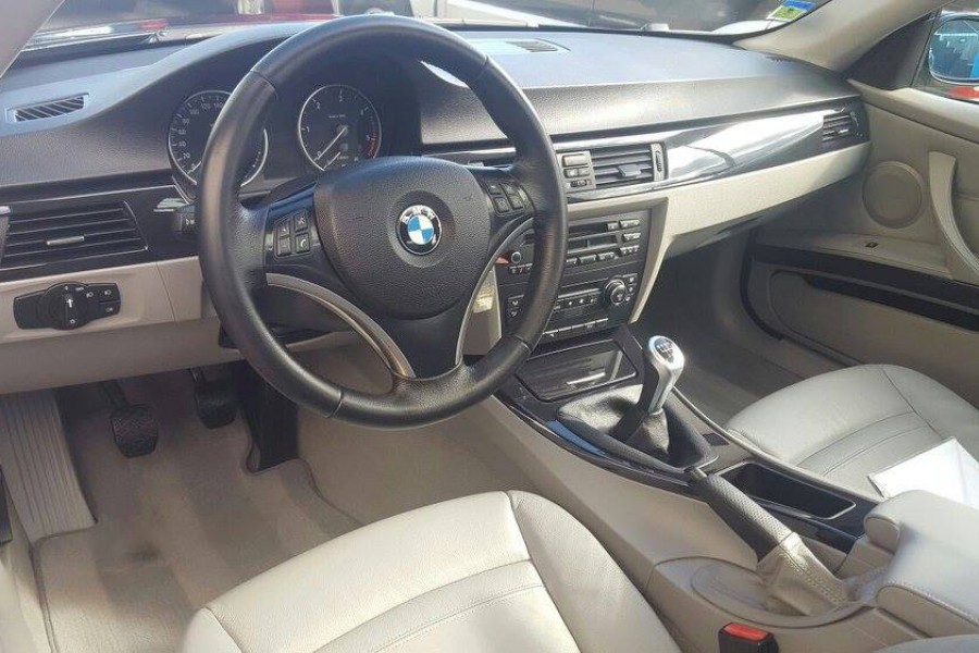 BMW 320 Coupé 2007