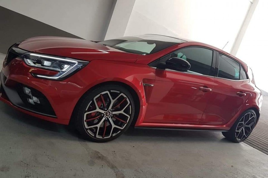 Renault Megane R.S Trophy